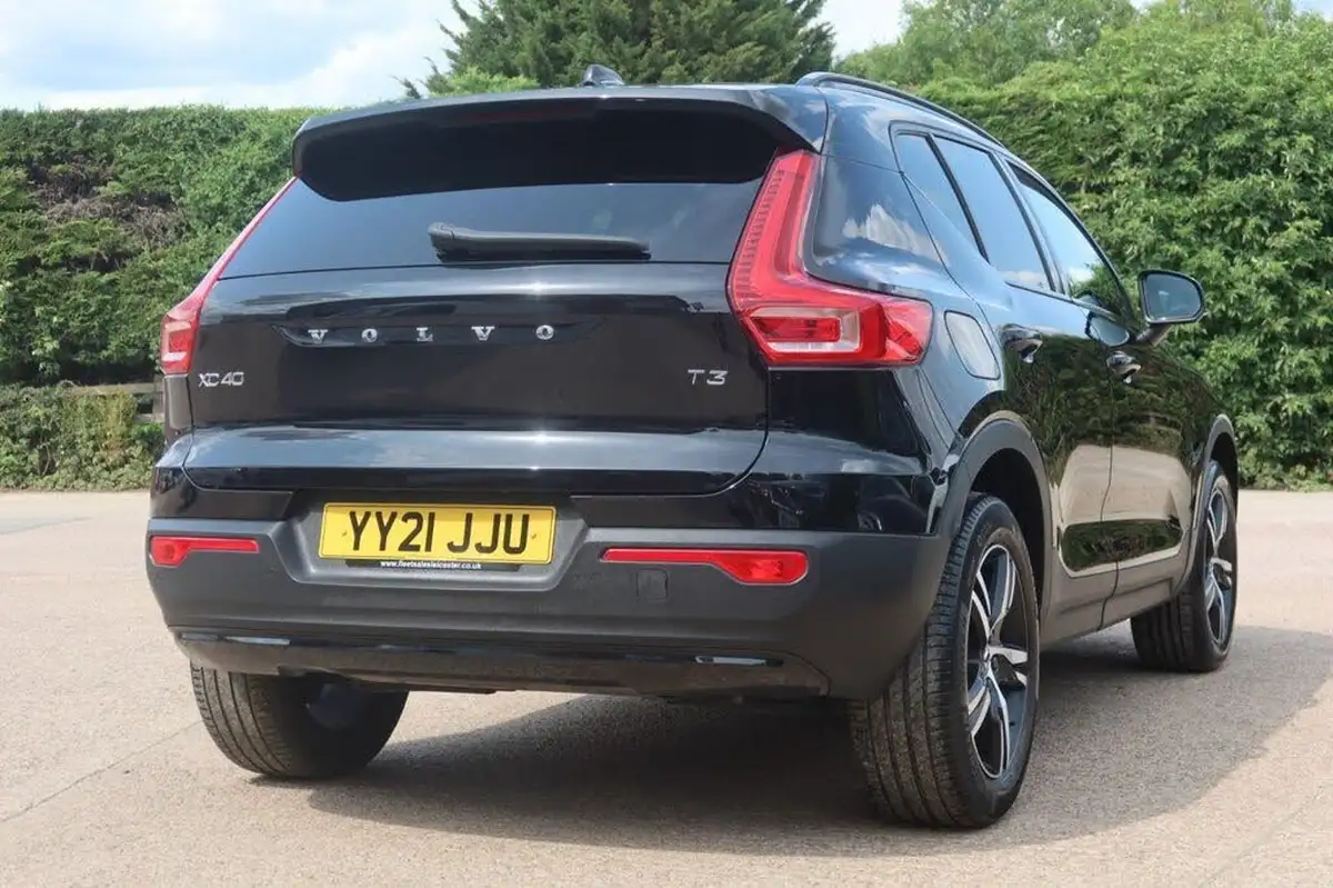 2021-volvo-xc40-15-t3-r-design-161bhp-big-12