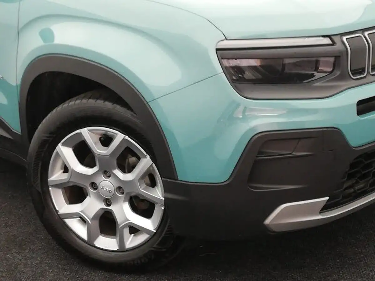 2024-jeep-avenger-12-gse-altitude-big-8