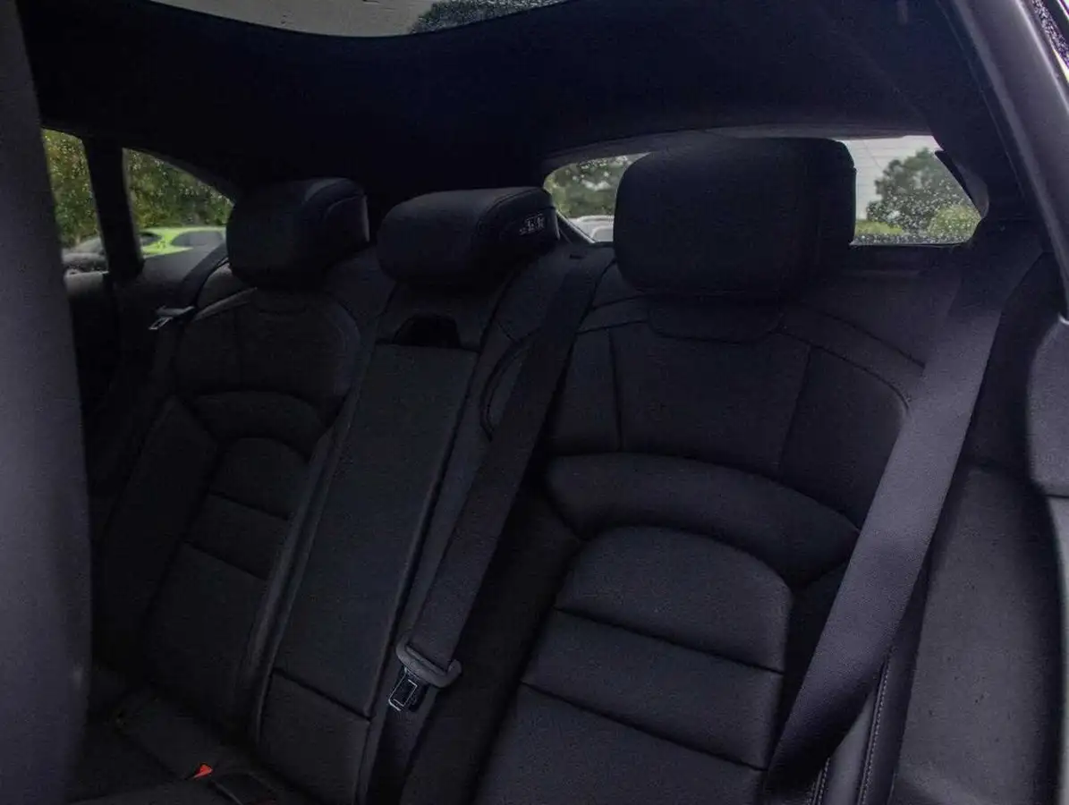 2024-porsche-taycan-e-4-cross-turismo-435ps-big-26