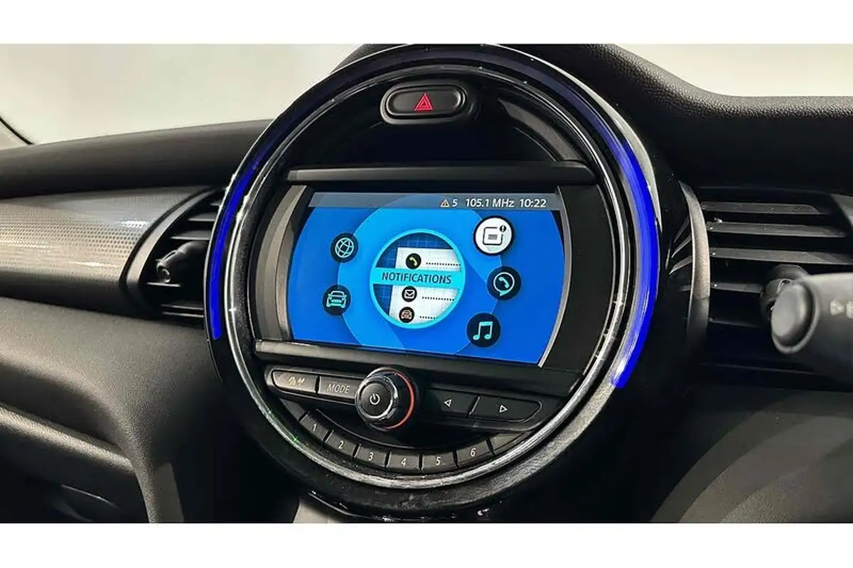 2019-mini-cooper-15-cooper-classic-hatchback-3d-big-38