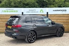 2022-bmw-x7-30td-xdrive-40d-m-sport-small-2