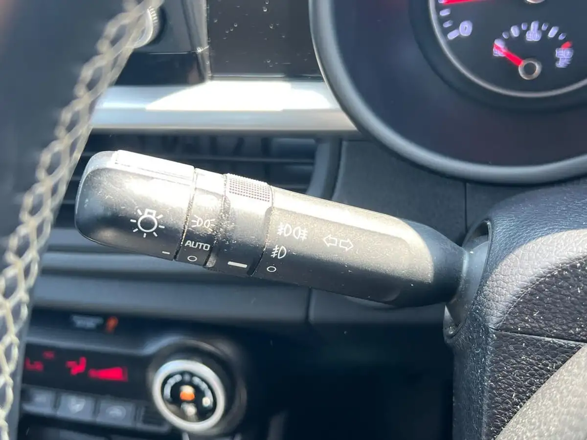 2017-kia-picanto-125-3-big-17