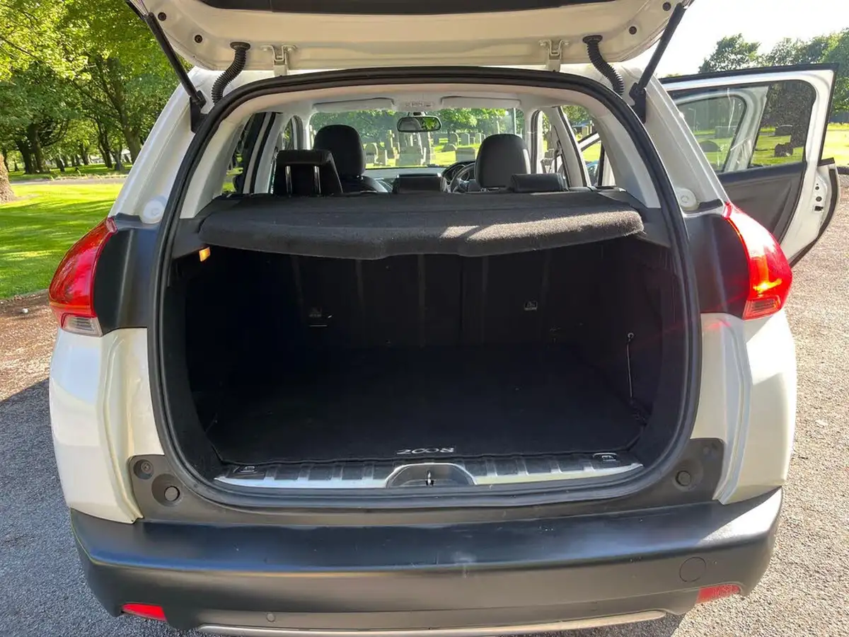 2014-peugeot-2008-crossover-12-allure-vti-big-17