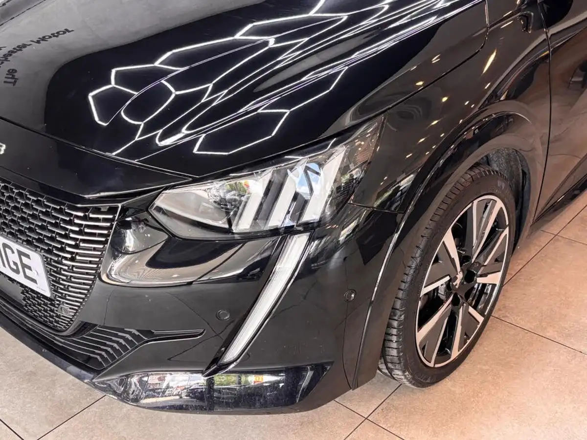 2022-peugeot-208-12-puretech-gt-100bhp-big-1
