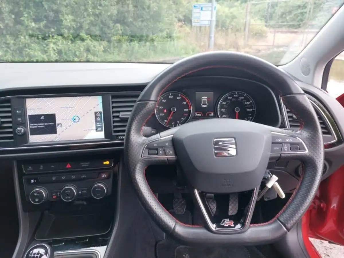 2020-seat-leon-15-tsi-evo-fr-130ps-hatchback-big-6