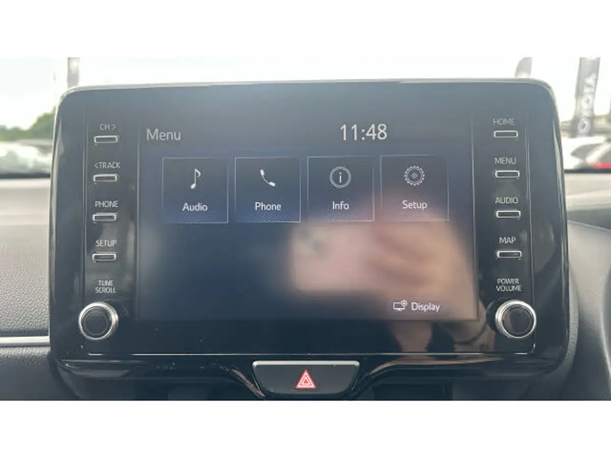 2022-toyota-yaris-15-vvt-i-design-big-23