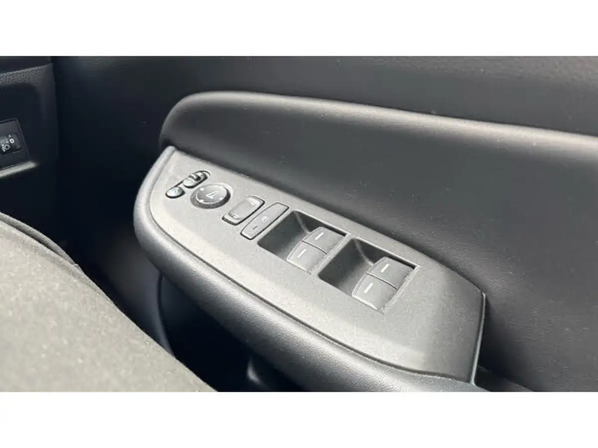 2020-honda-jazz-15-i-mmd-ex-big-30