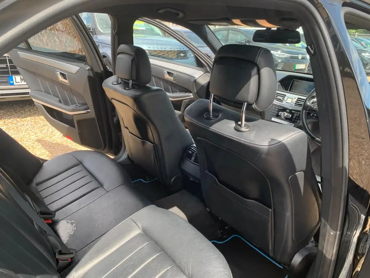 2014-mercedes-benz-e-class-21td-e300-se-saloon-4d-big-44