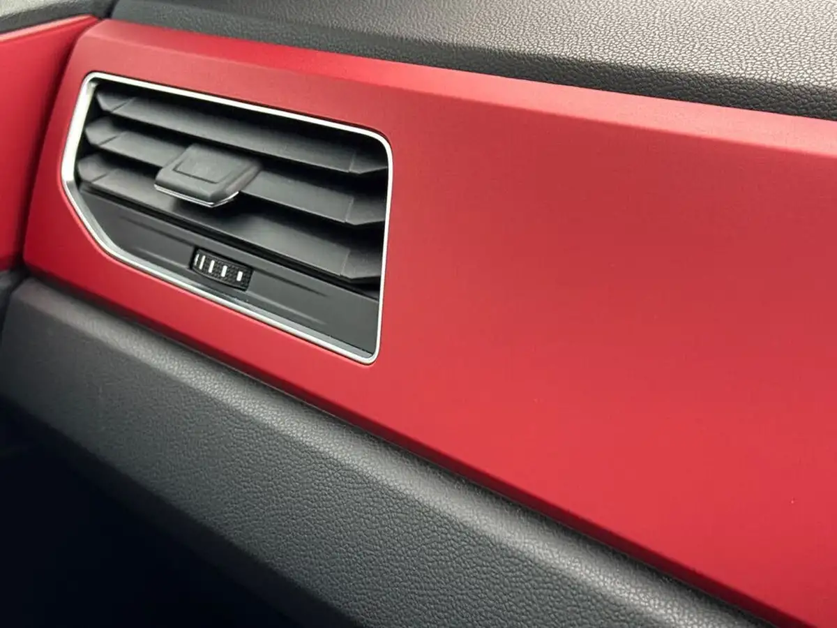 2019-volkswagen-polo-20-tsi-gti-big-41
