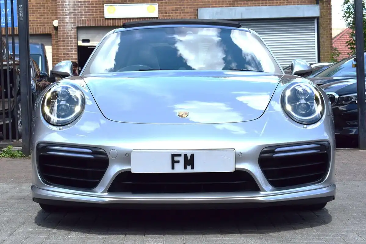 2016-porsche-911-38-turbo-s-coupe-big-59
