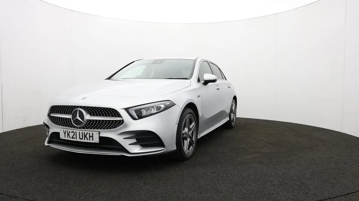 2021-mercedes-benz-a-class-13-a250e-amg-line-hatchback-5d-big-61
