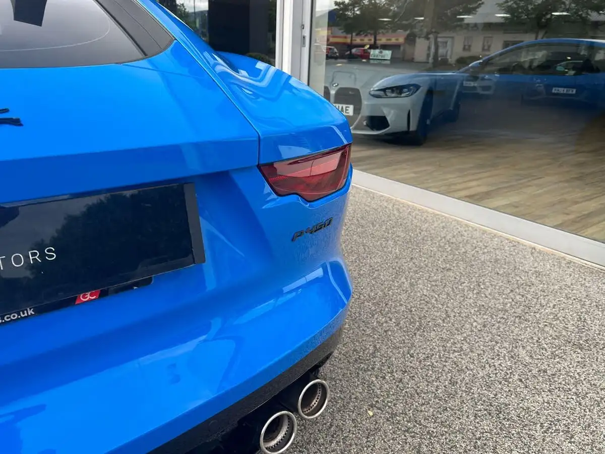 2021-jaguar-f-type-50-v8-sc-reims-edition-big-56