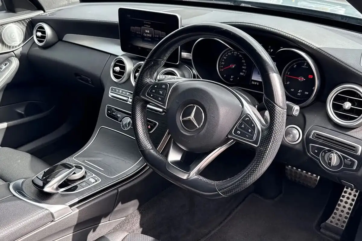 2017-mercedes-benz-c-class-21d-c250d-amg-line-premium-plusss-saloon-4d-9g-tronic-plus-big-13