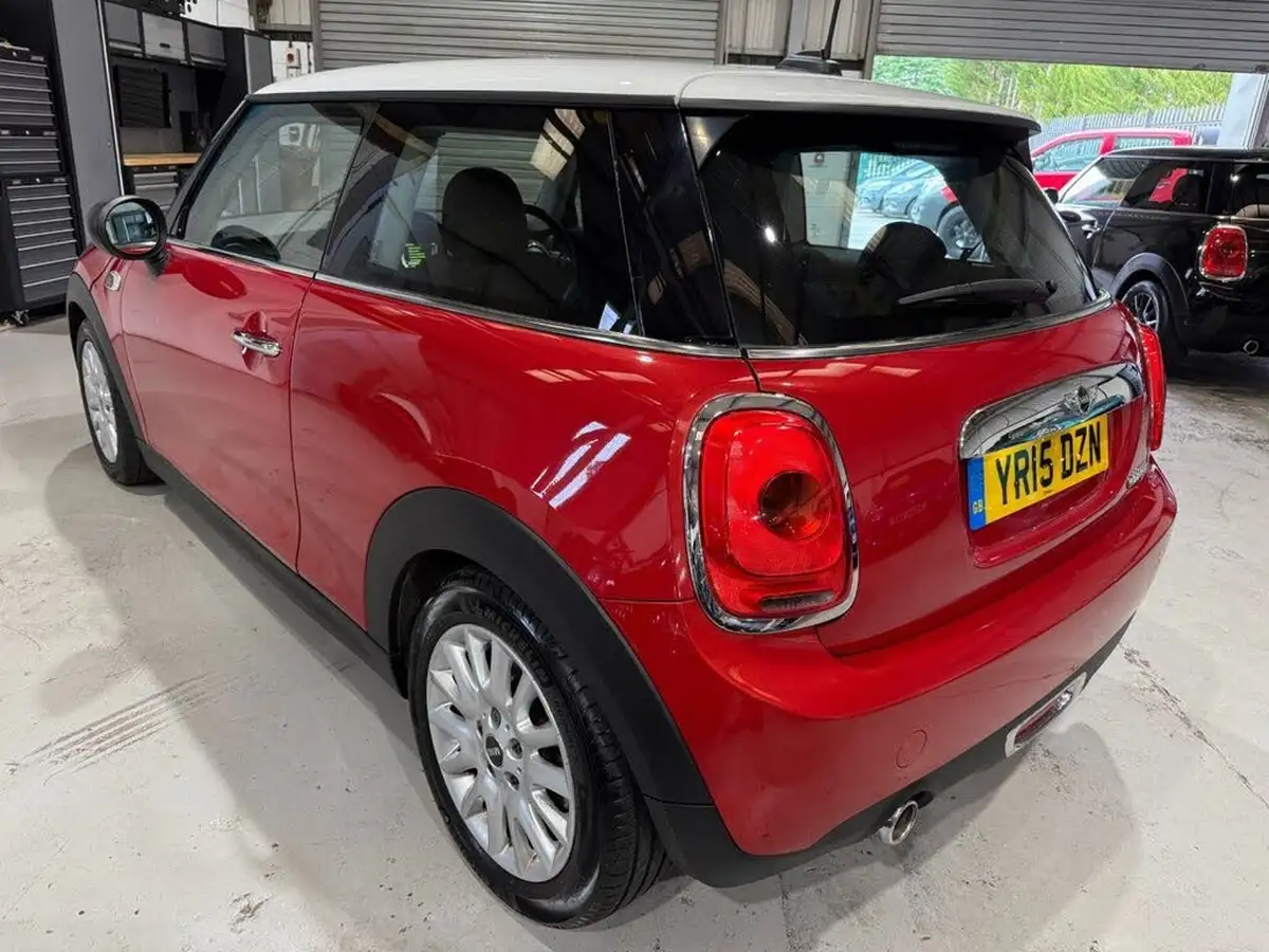 2015-mini-cooper-15td-cooper-d-114bhp-3d-big-4