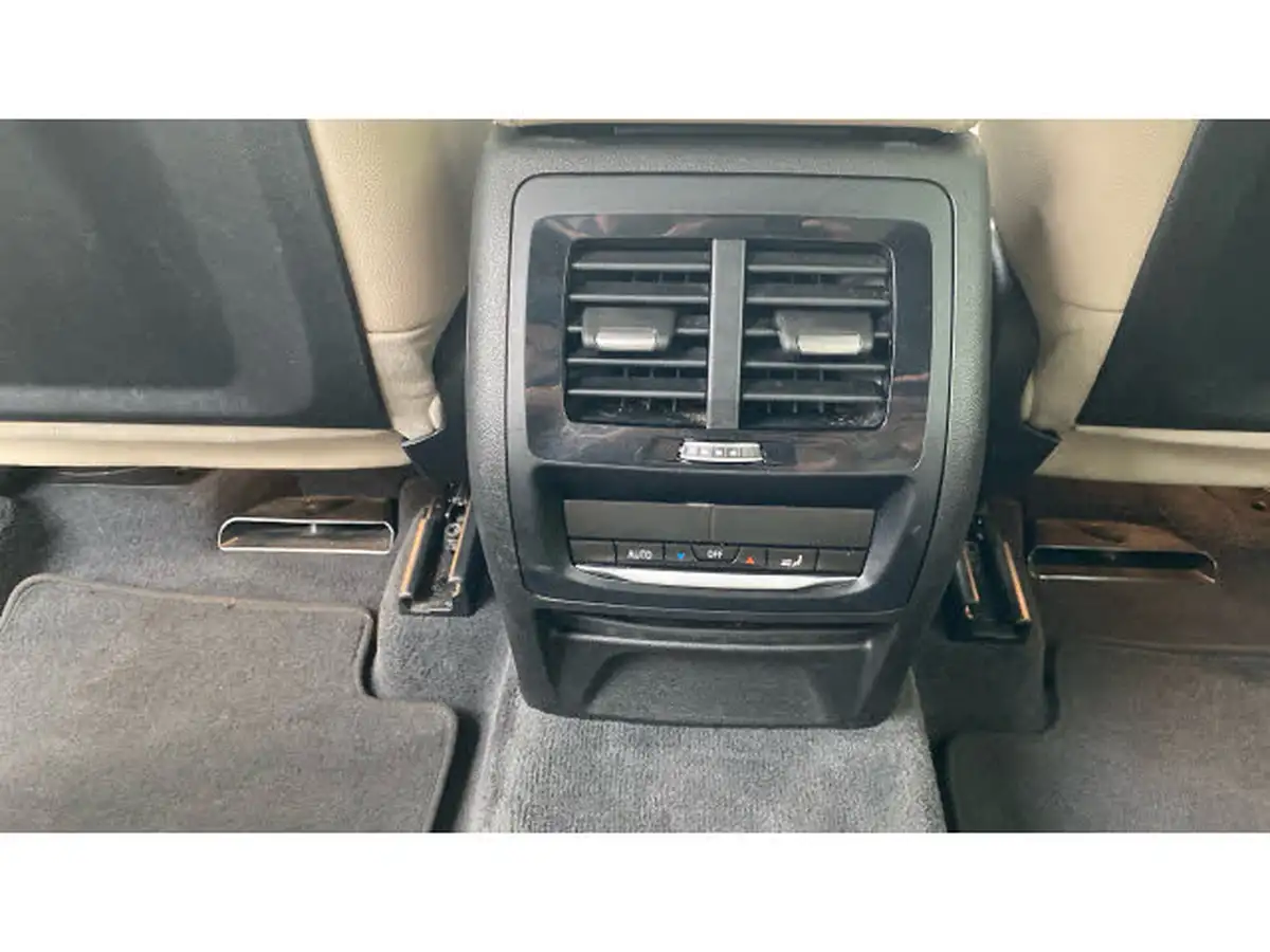 2019-bmw-x3-30td-m40d-big-34
