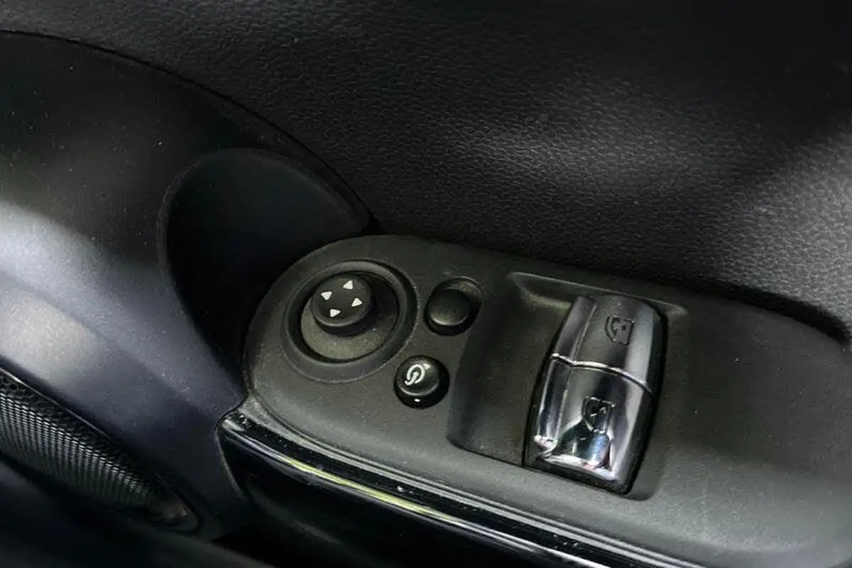2022-mini-cooper-e-cooper-s-3-big-15