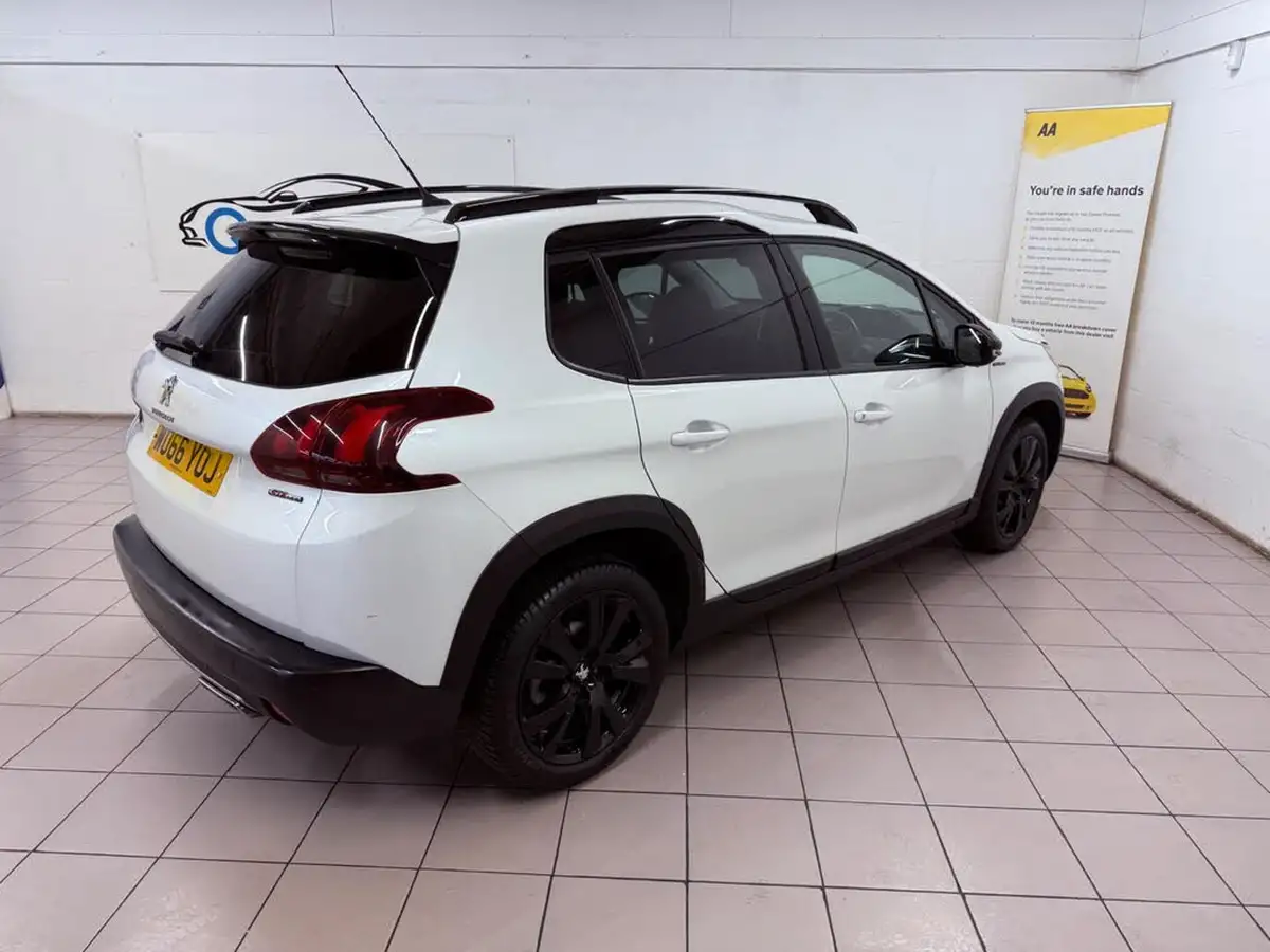 2017-peugeot-2008-suv-12-puretech-gt-line-110bhp-big-8