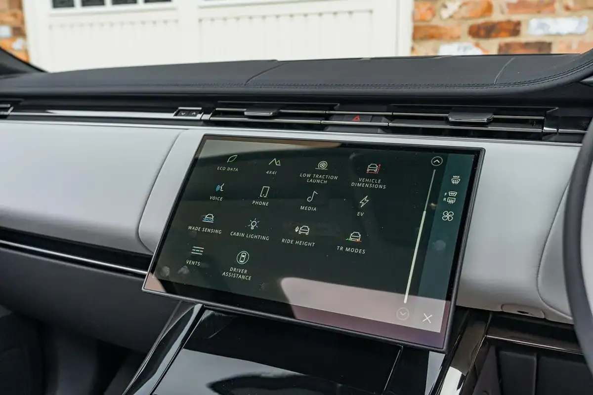 2024-land-rover-range-rover-sport-30-p460e-dynamic-se-big-48