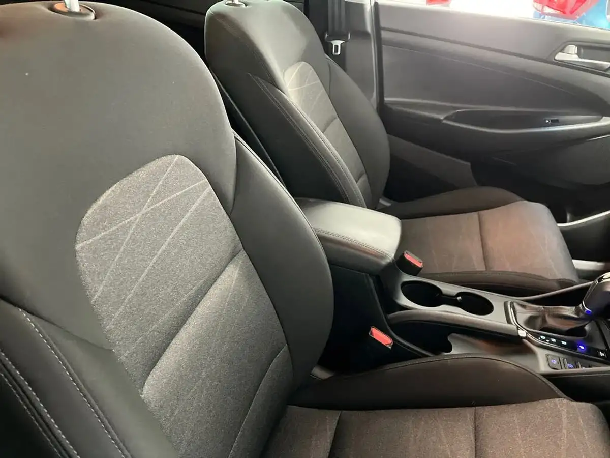 2019-hyundai-tucson-16-t-gdi-se-nav-dct-big-33