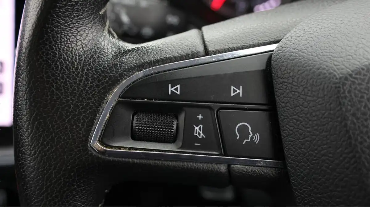 2021-seat-arona-10-tsi-se-technology-110ps-dsg-big-22