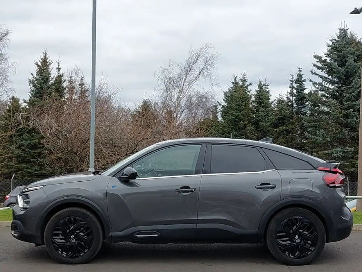 2024-citroen-c4-e-e-series-156ps-54kwh-big-3