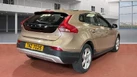 2014-volvo-v40-16td-d2-cross-country-lux-powershift-small-3