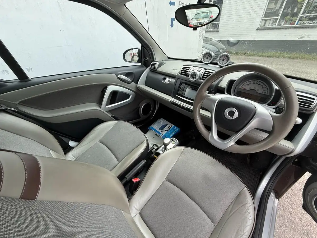 2009-smart-fortwo-10-passion-71bhp-coupe-big-15