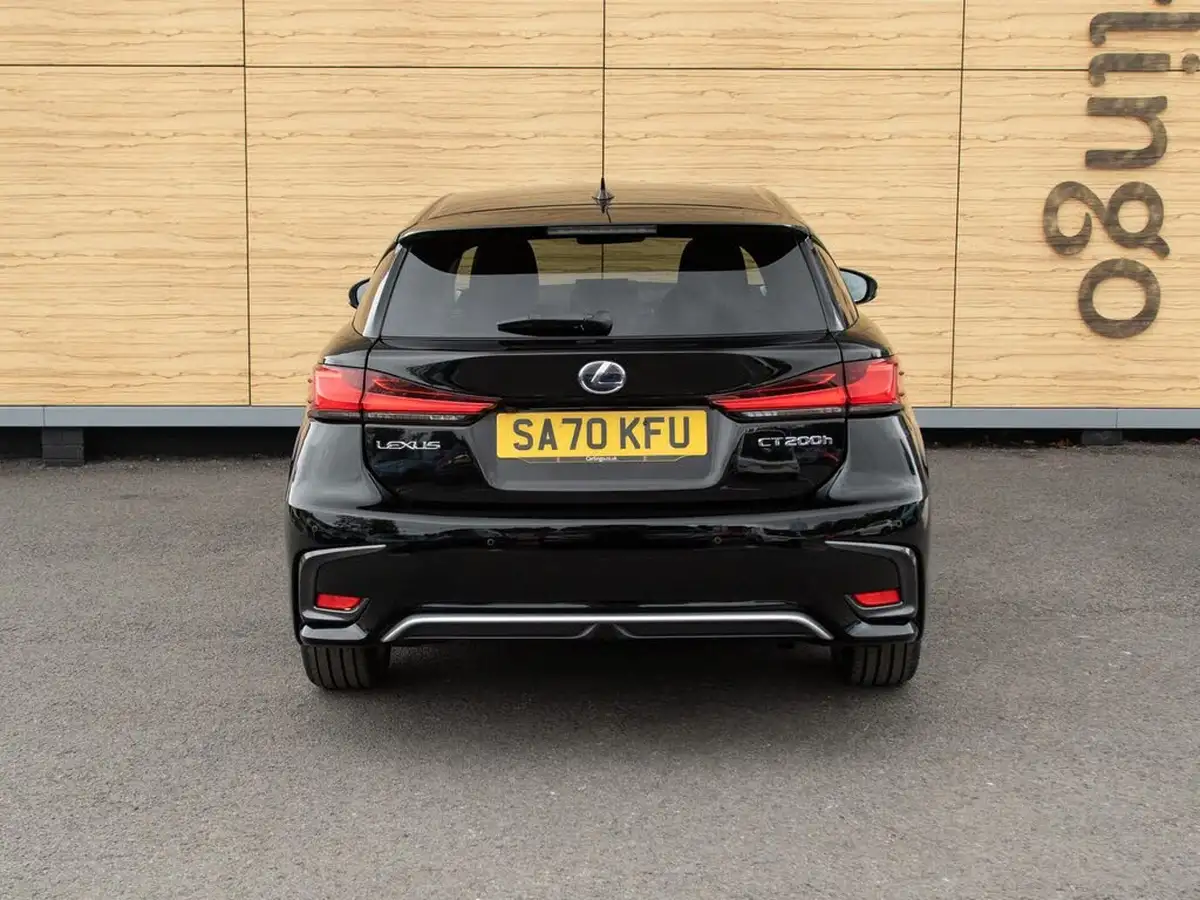2020-lexus-ct-200h-18-ct-big-5