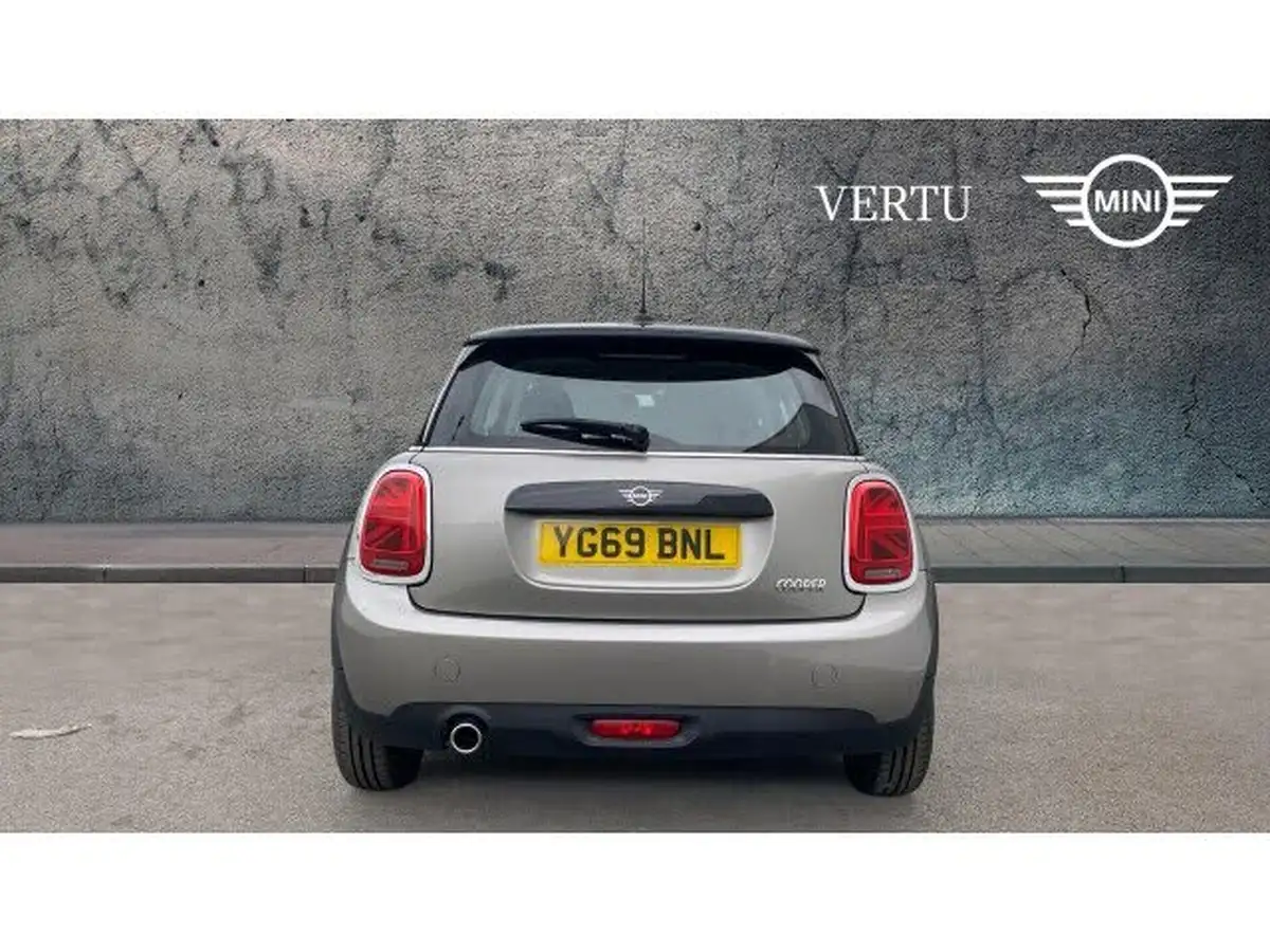 2019-mini-cooper-15-cooper-classic-hatchback-3d-auto-big-14