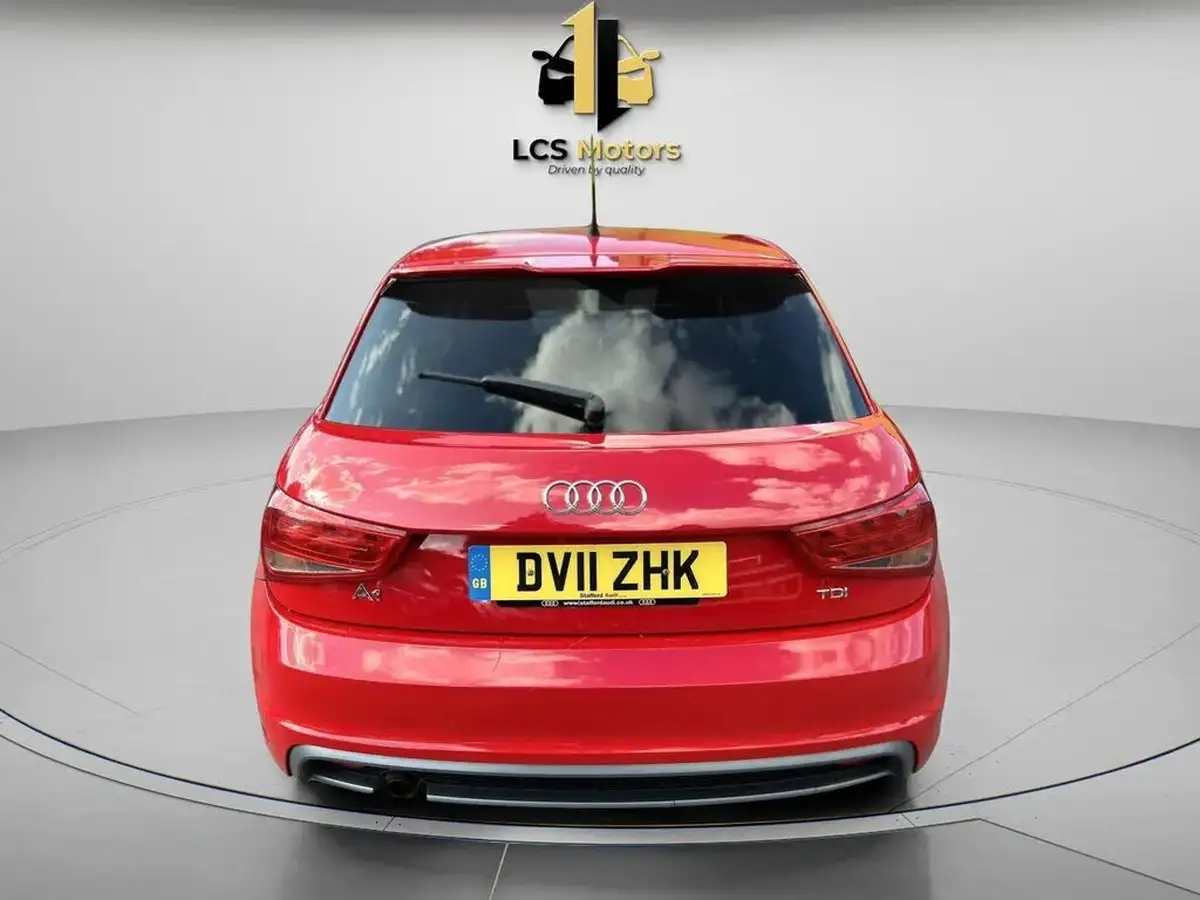2011-audi-a1-16td-s-line-hatchback-3d-big-6