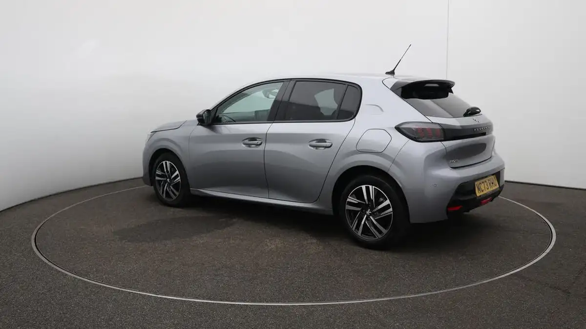 2023-peugeot-208-12-puretech-allure-premium-100ps-big-62