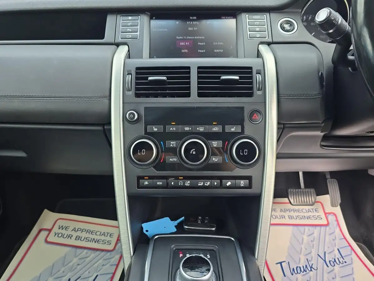 2015-land-rover-discovery-sport-22td-hse-awd-auto-big-15