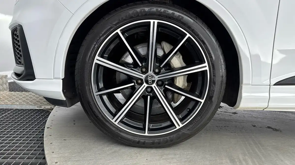 2020-audi-q7-30-50-tdi-black-edition-big-35