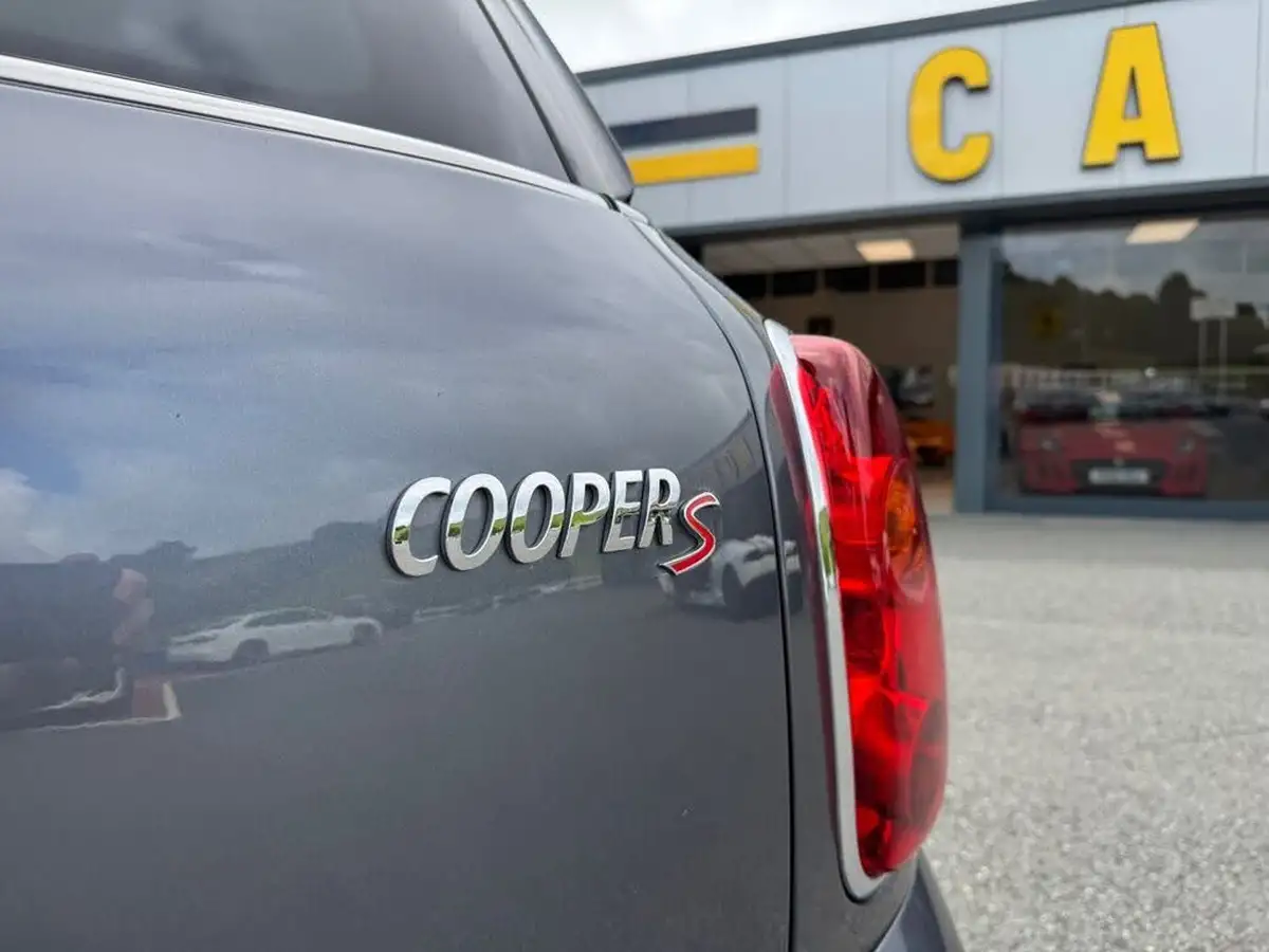 2016-mini-countryman-16-cooper-s-park-lane-edition-all4-big-35