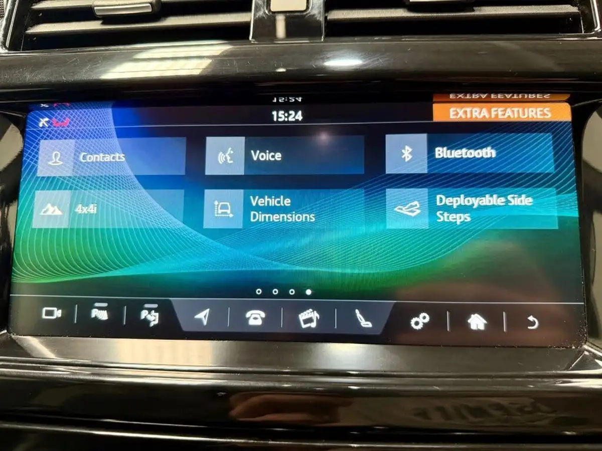 2020-land-rover-discovery-30-sd6-hse-big-24