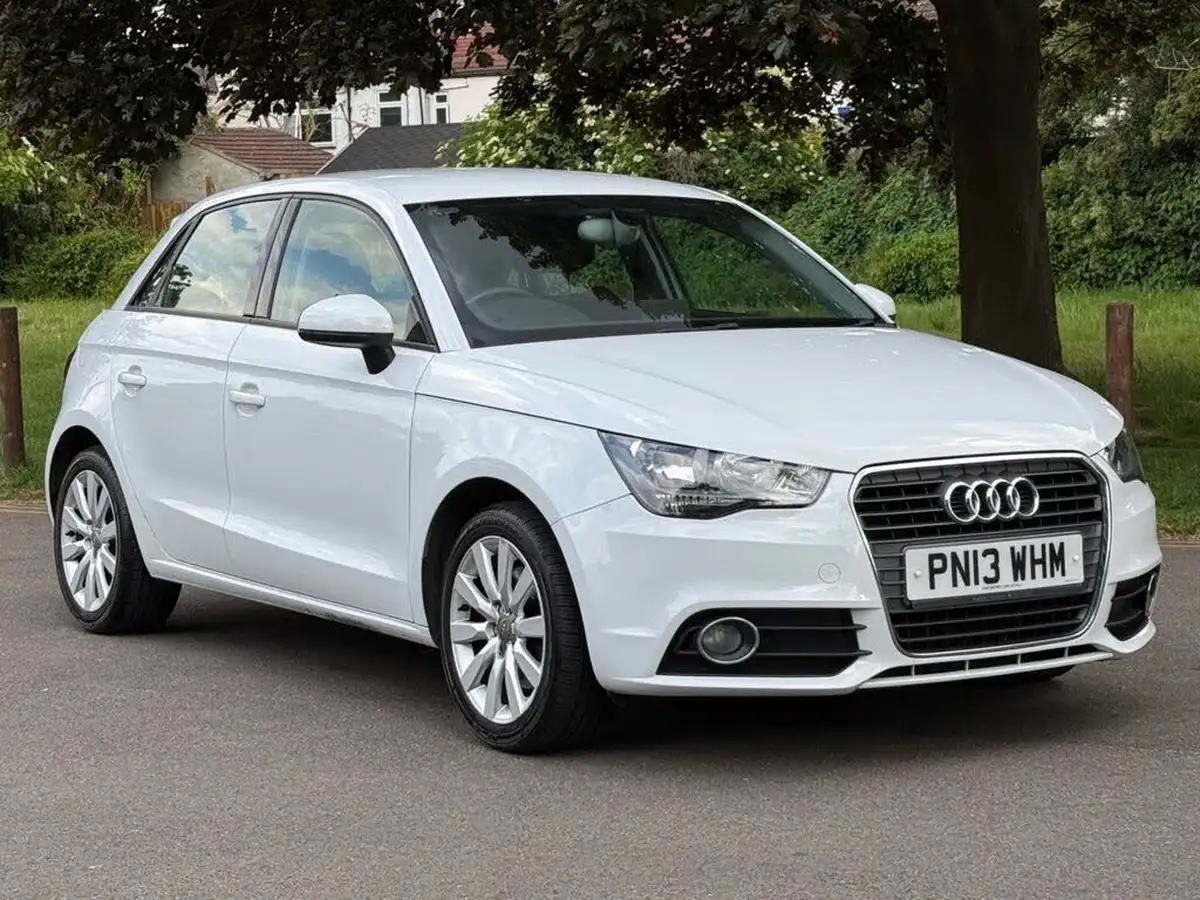 2013-audi-a1-14-tfsi-122ps-sportback-5d-1390cc-s-tronic-big-1