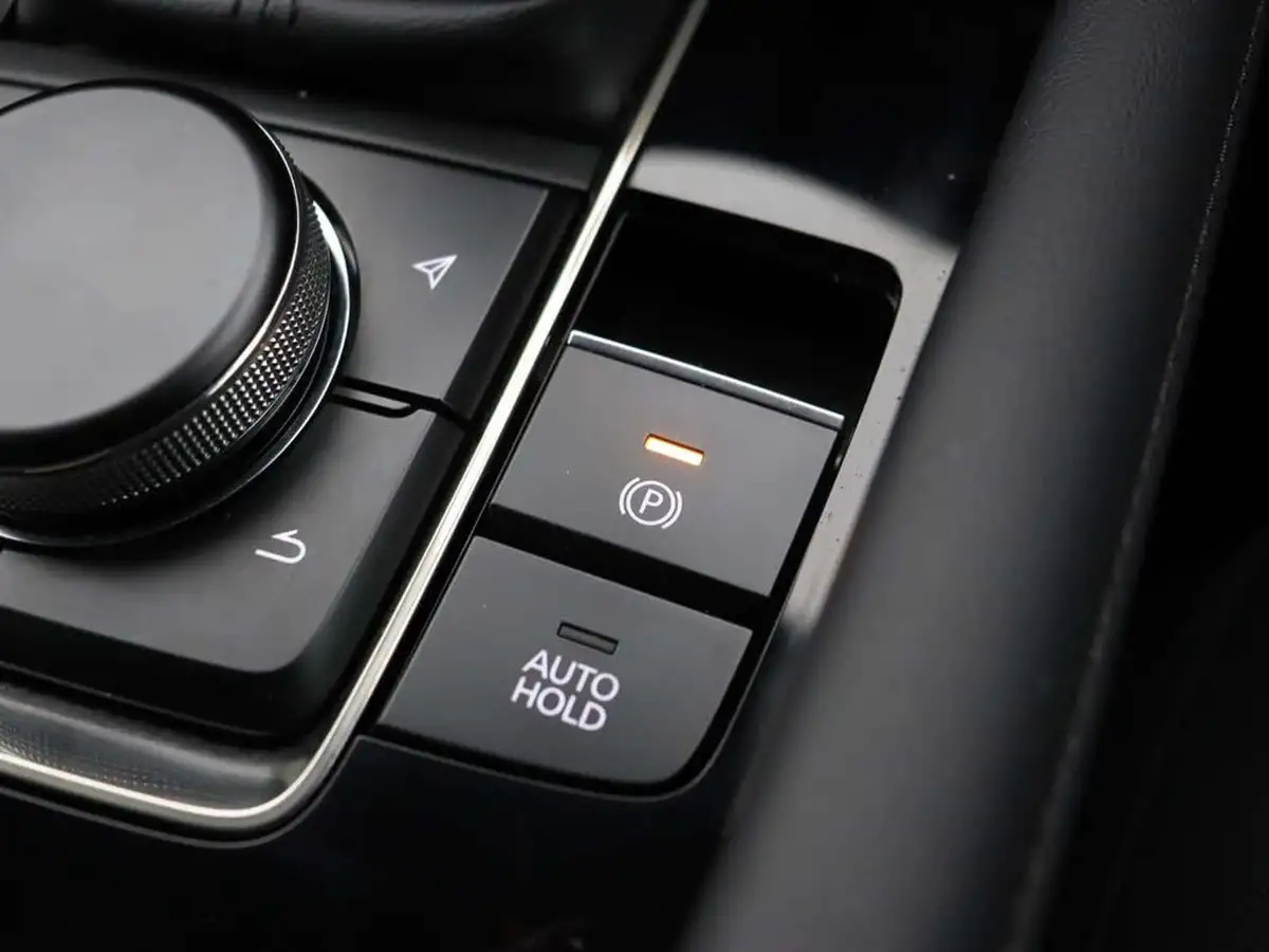 2024-mazda-mazda3-20-e-skyactiv-g-prime-line-big-44