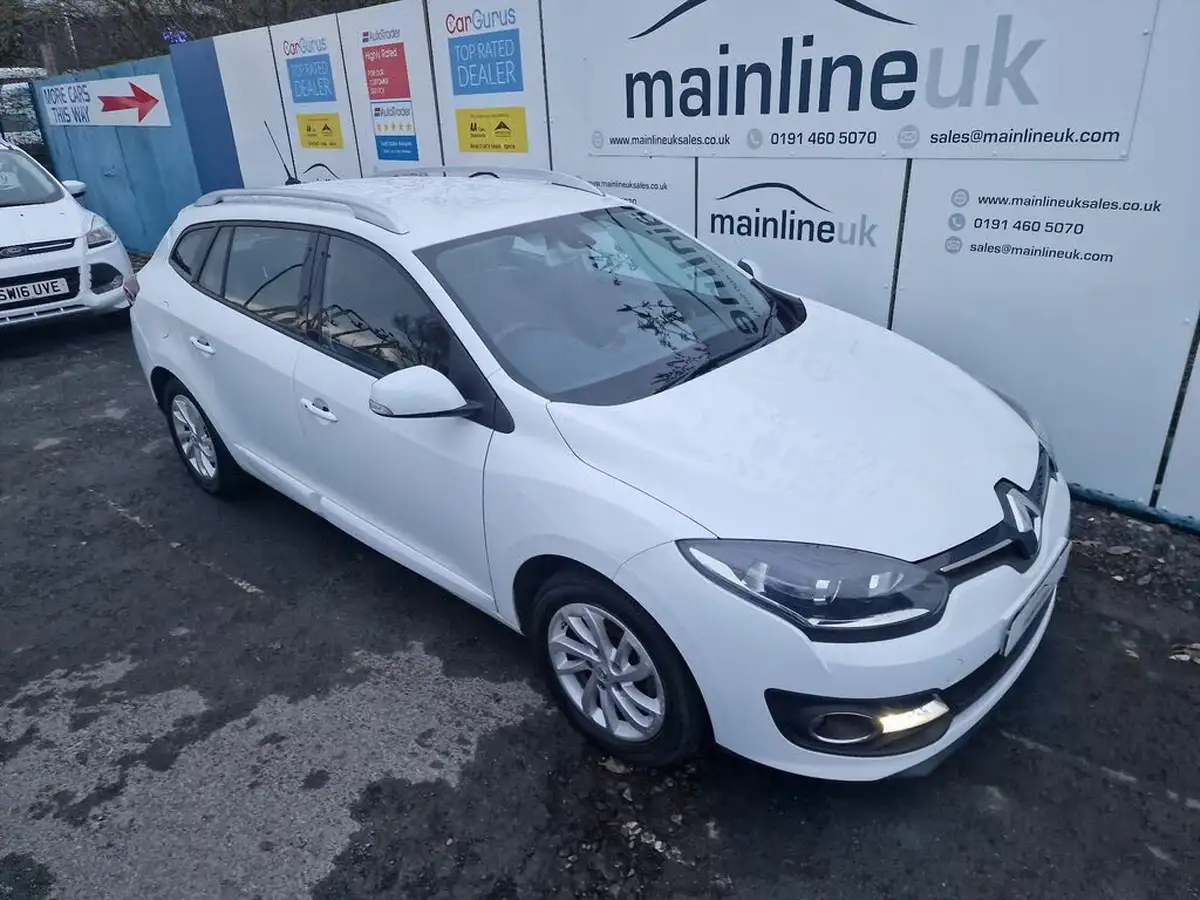 2015-renault-megane-15dci-dynamique-nav-energy-ss-sport-tourer-5d-big-37