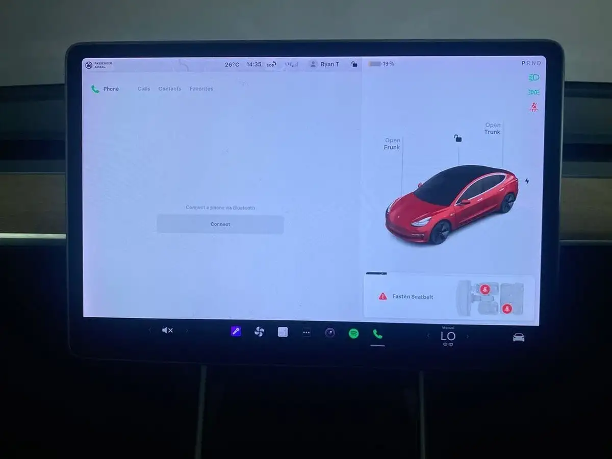 2020-tesla-model-3-e-standard-plus-big-39