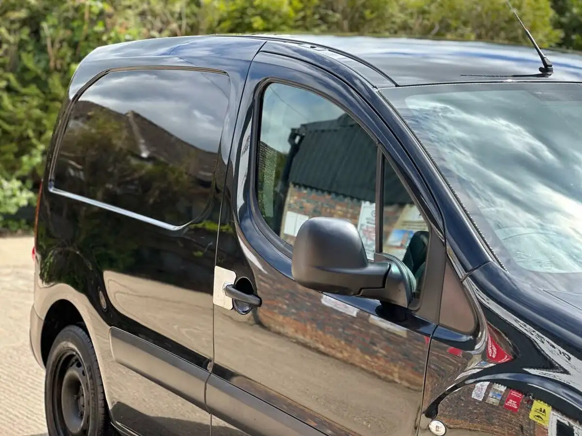 2014-citroen-berlingo-16td-l1625-enterprise-special-edition-panel-big-18