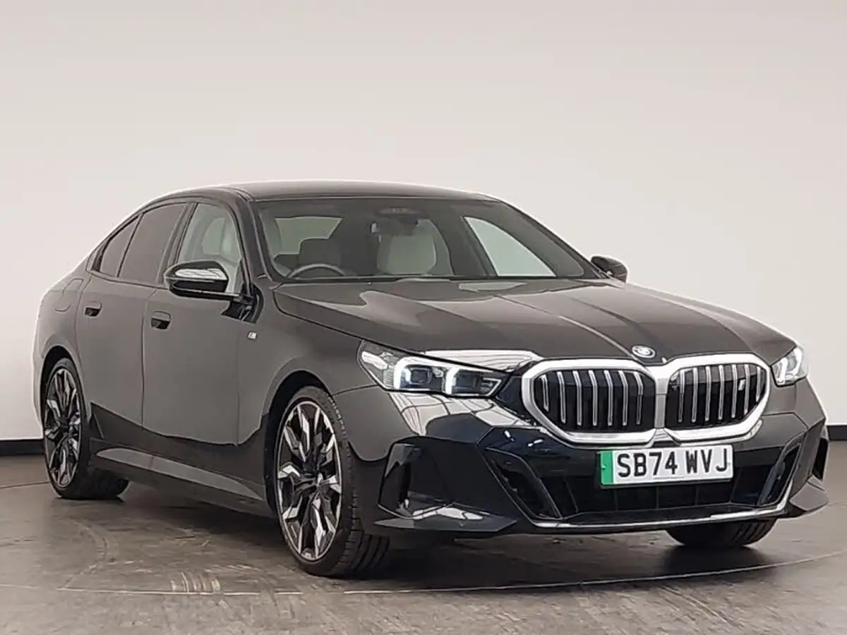 2024-bmw-5-series-e-i5-edrive40-m-sport-technology-plus-packcomfort-pack-saloon-4d-big-0
