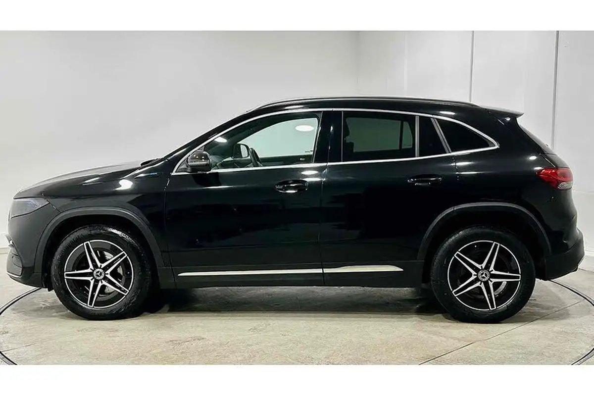 2021-mercedes-benz-eqa-e-eqa-250-amg-line-big-6