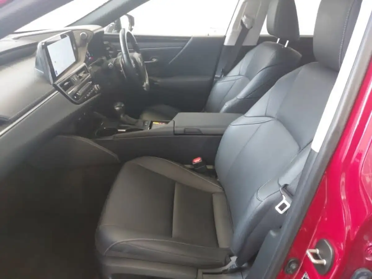 2021-lexus-es-300h-25-es-215bhp-big-4