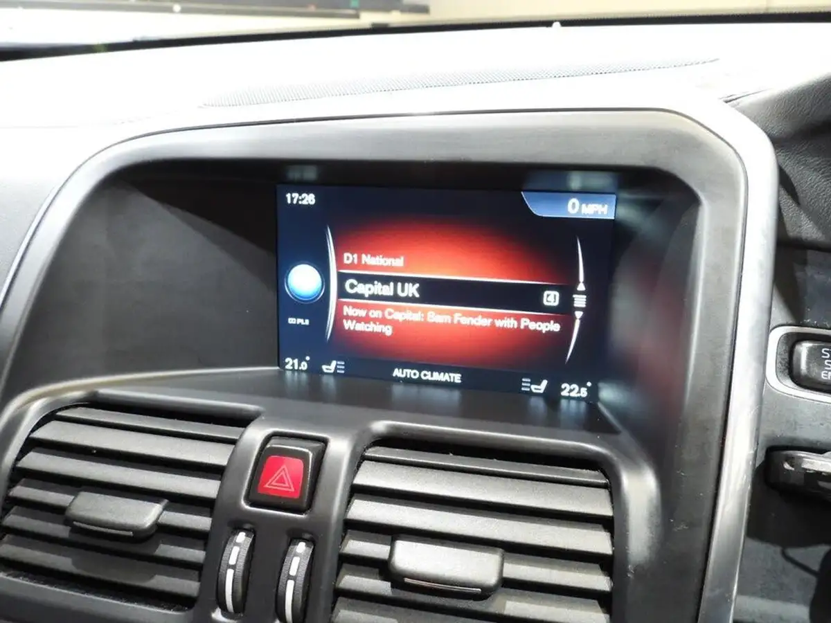 2014-volvo-xc60-24td-d4-se-lux-181bhp-nav-geartronic-big-35