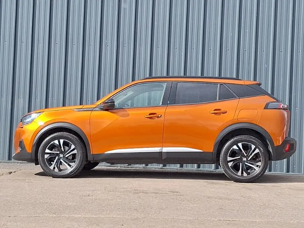 2023-peugeot-2008-suv-12-puretech-allure-premium-100bhp-big-3