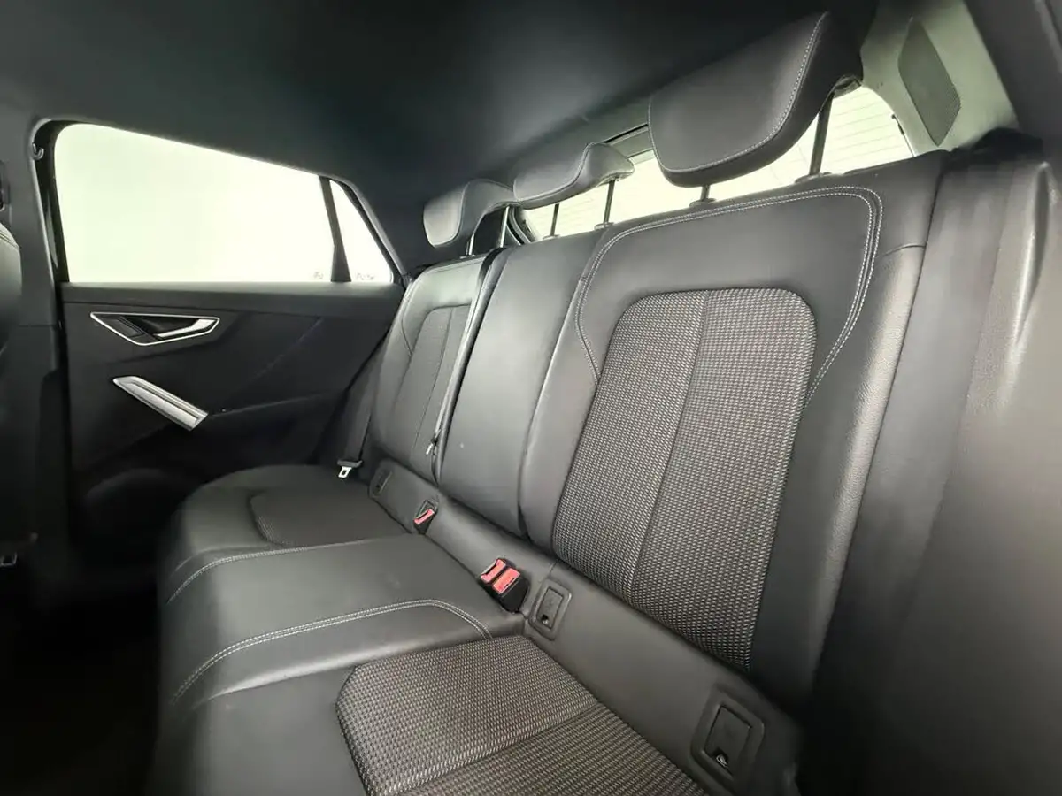 2023-audi-q2-15-35-tfsi-s-line-tronic-big-18