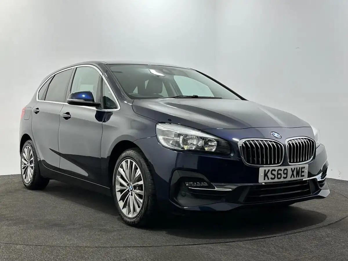 2019-bmw-2-series-15-218i-luxury-ss-active-dct-big-52