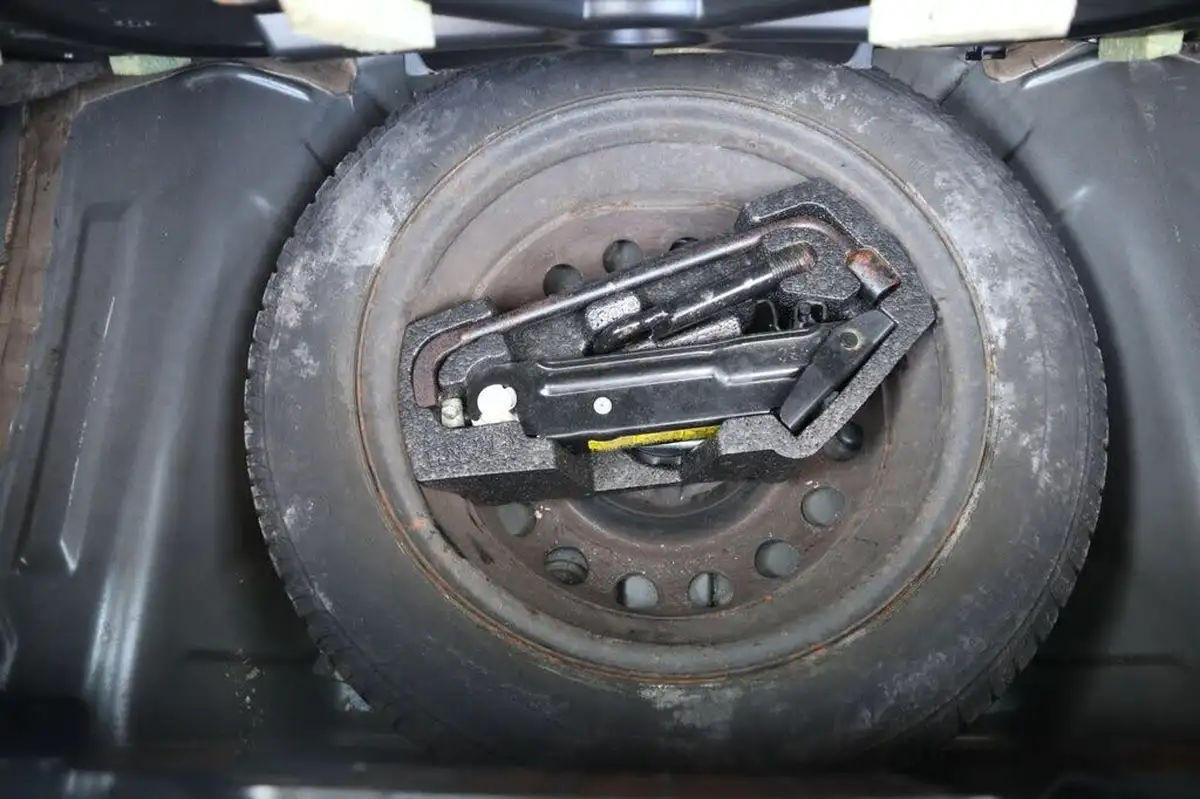 2011-toyota-aygo-10-aygo-ice-3d-big-26