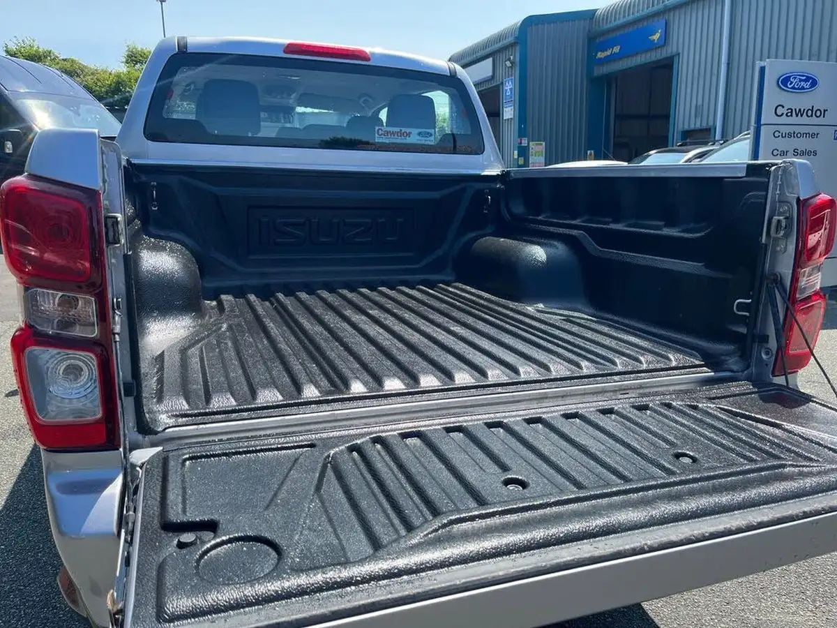 2021-isuzu-d-max-19td-dl20-double-pickup-auto-big-23