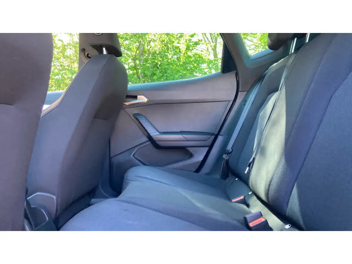2022-seat-arona-10-tsi-fr-dsg-big-15